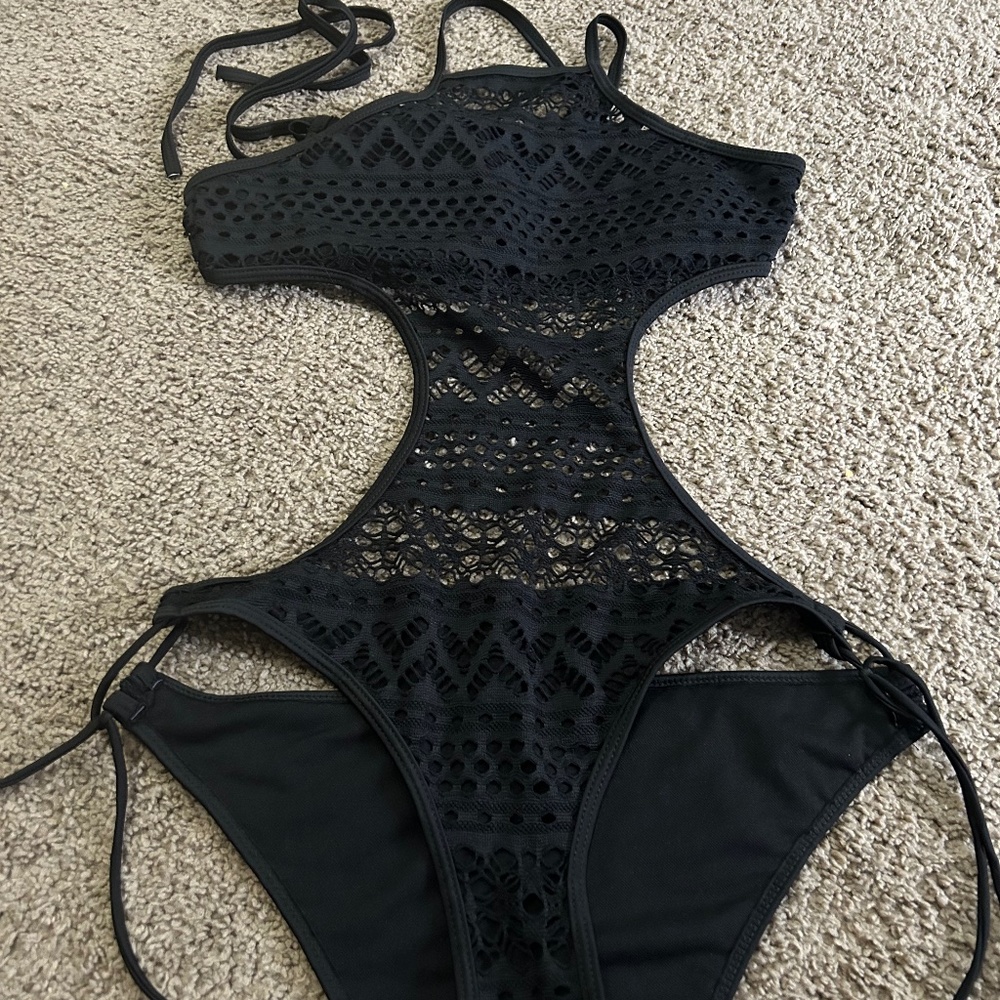 Bathing suit